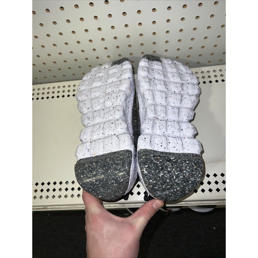 Nike Space Hippie 04 Black Volt Mens Athletic Shoes Size 10.5 CZ6398-010 - Picture 7 of 9